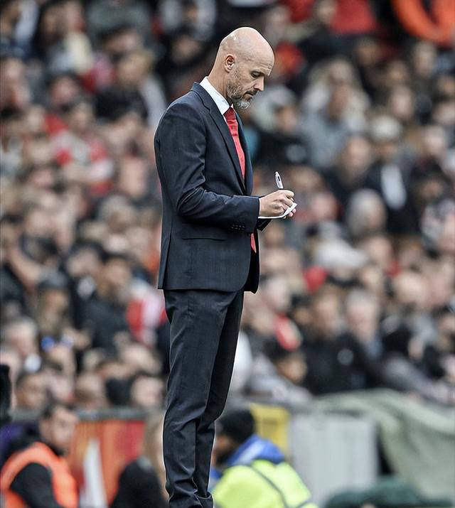 曼联前锋因伤缺席联赛,导致球队火力不足 曼联前锋因伤缺席联赛,导致球队火力不足