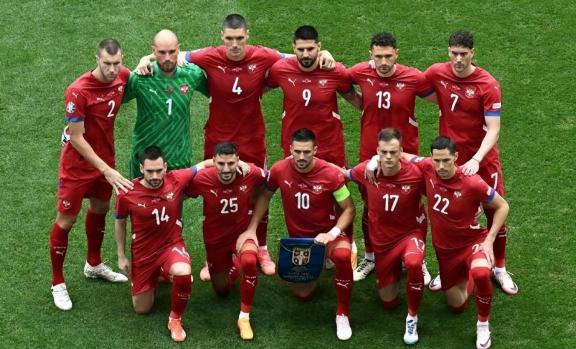 塞尔维亚取胜过半,欧洲杯前景一片光明 塞尔维亚取胜过半,欧洲杯前景一片光明