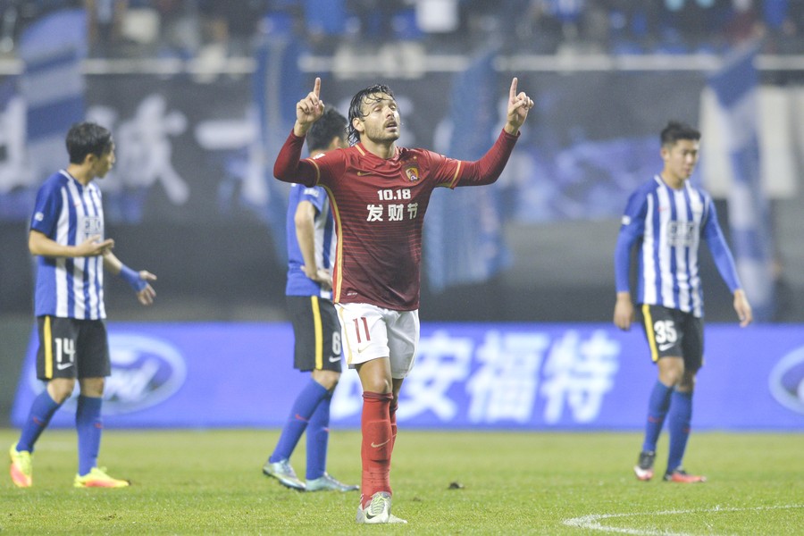 恒大进攻火力全开,取得大胜提升士气信心 恒大进攻火力全开,取得大胜提升士气信心