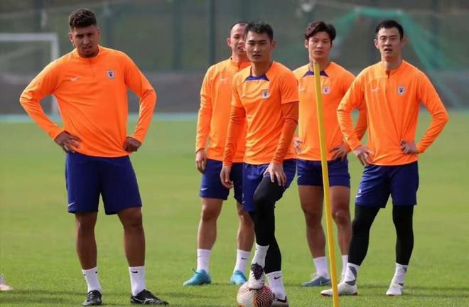 国家队重新出发,本土球员全力备战 国家队重新出发,本土球员全力备战