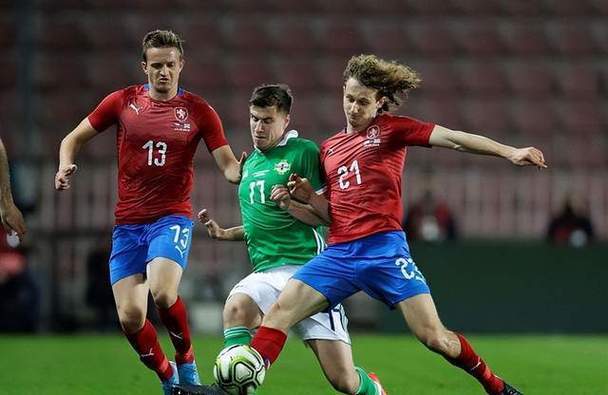 战火再燃!欧国联比赛中球队为胜利搏命 战火再燃!欧国联比赛中球队为胜利搏命