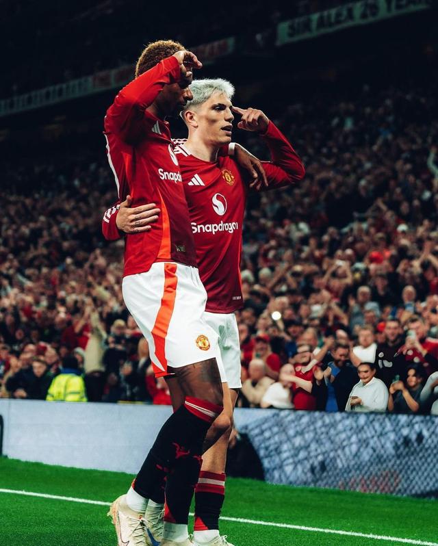 曼联客场击败劲敌,重返前五 曼联客场击败劲敌,重返前五