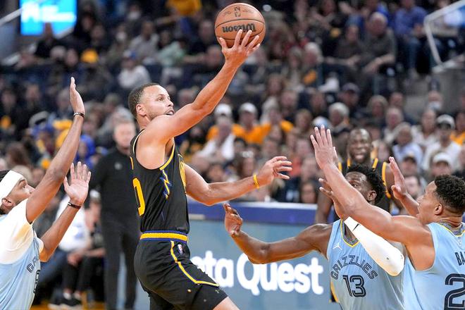 灰熊队紧急组织集训,努力挽回赛季失利 灰熊队紧急组织集训,努力挽回赛季失利