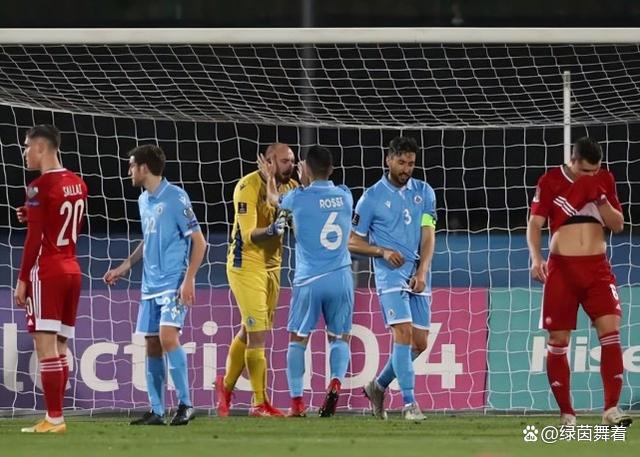 广州恒大遭遇连败,晋级路途艰辛球迷揪心 广州恒大遭遇连败,晋级路途艰辛球迷揪心