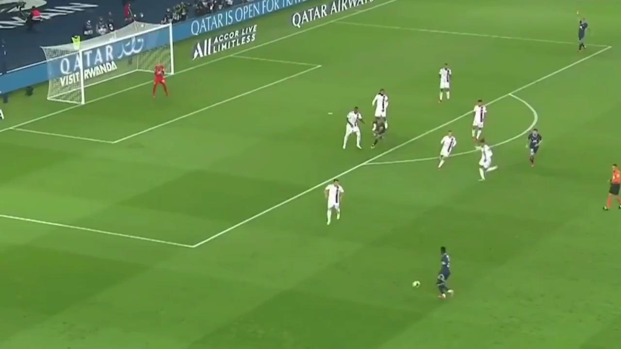 巴黎圣日耳曼主场失利曼城,晋级困难加大 巴黎圣日耳曼主场失利曼城,晋级困难加大