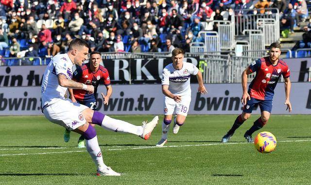 佛罗伦萨主帅压力山大,需要球员振奋斗志 佛罗伦萨主帅压力山大,需要球员振奋斗志