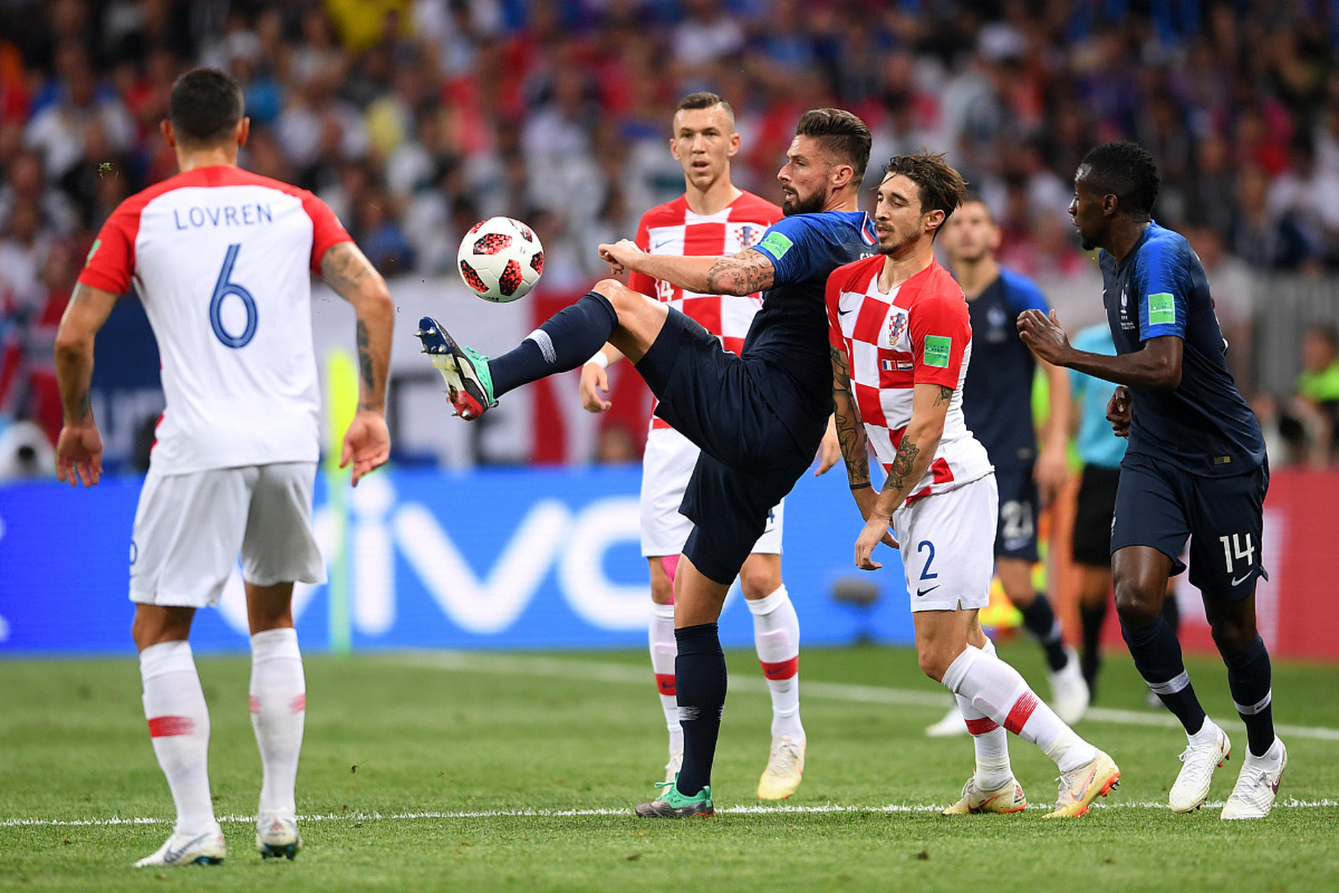 斯洛伐克高歌猛进:欧洲杯预选赛赛事激烈 斯洛伐克高歌猛进:欧洲杯预选赛赛事激烈