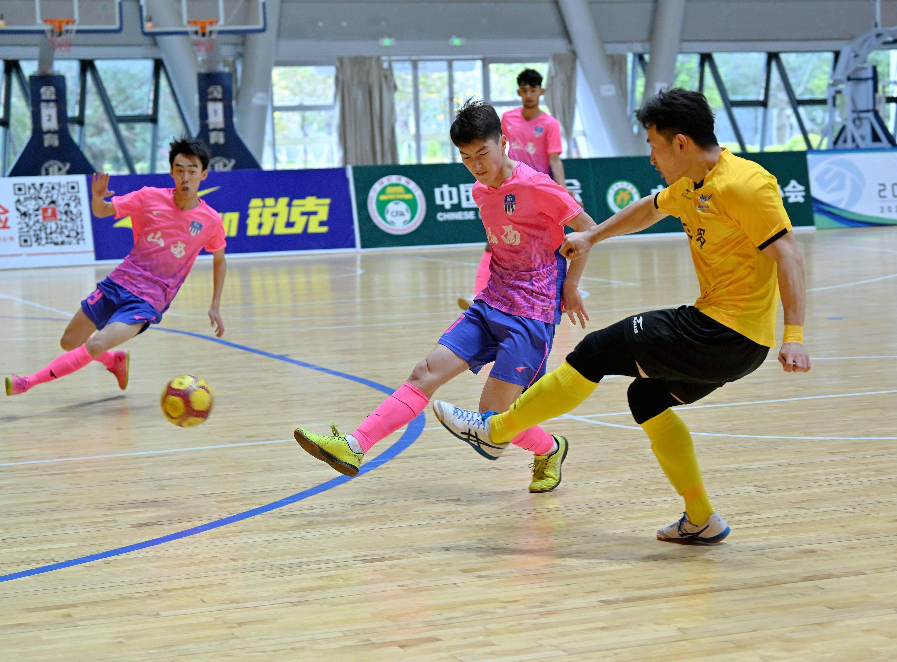 足球赛事举办安全措施实施得当 足球赛事举办安全措施实施得当