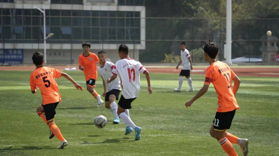 中国足球职业联赛新季开端乐团结 中国足球职业联赛新季开端乐团结