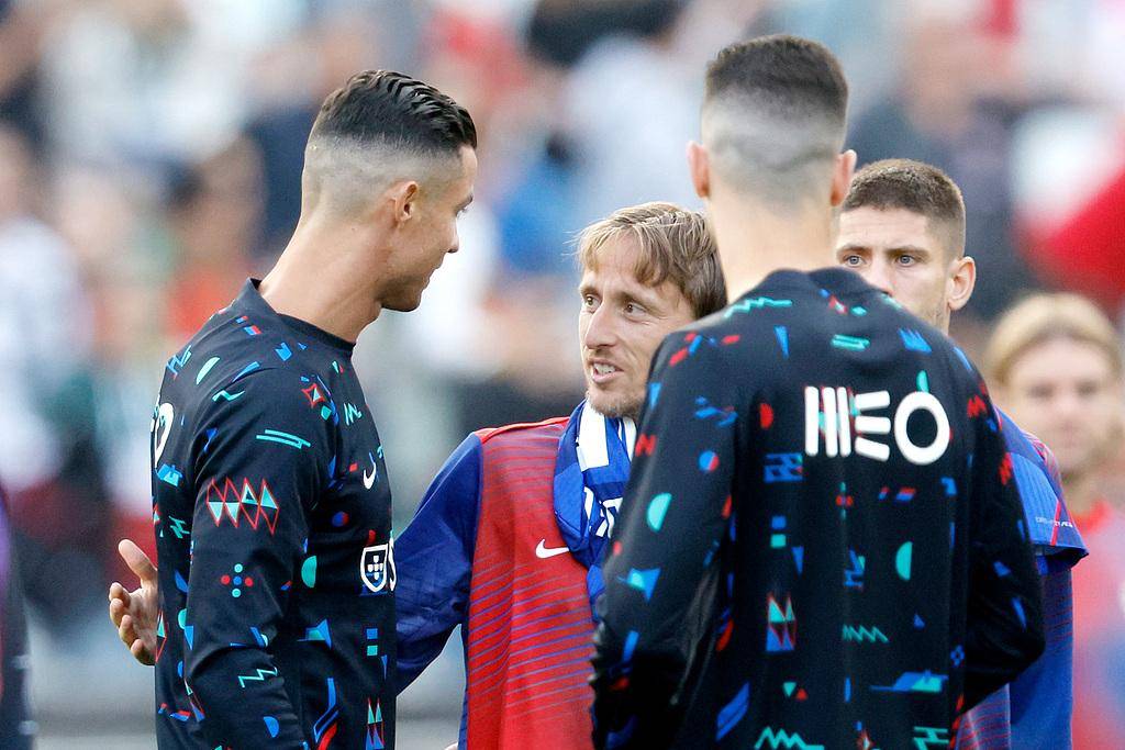 运动员们的默契配合赢得胜利 运动员们的默契配合赢得胜利