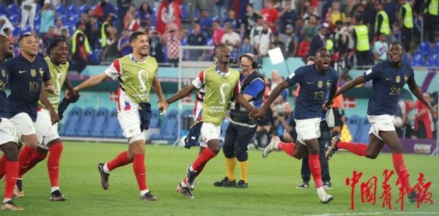 法国足球队在海外比赛中获胜 法国足球队在海外比赛中获胜