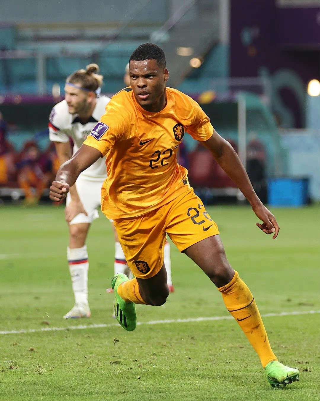 荷兰大胜保住晋级名额,表现稳健 荷兰大胜保住晋级名额,表现稳健