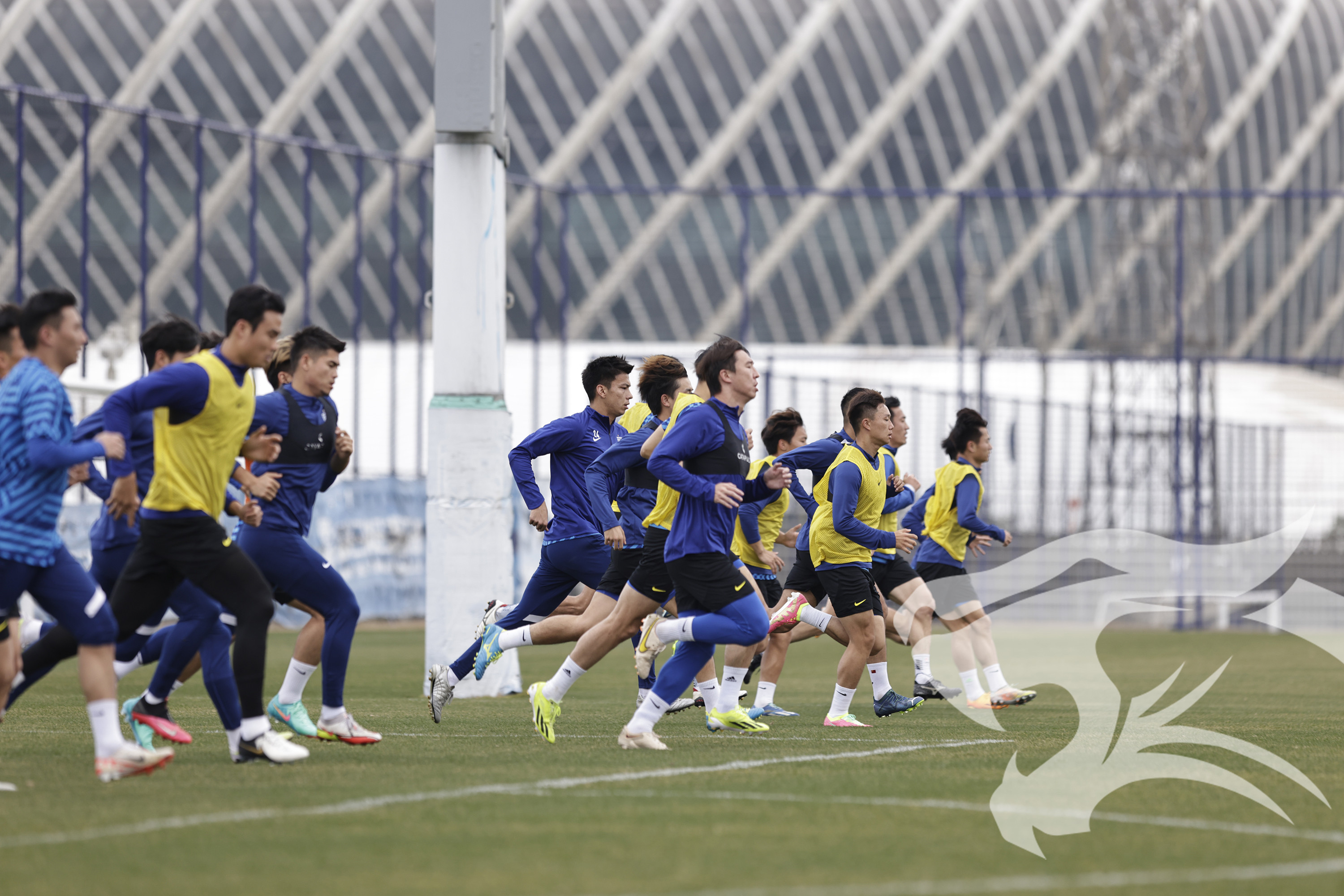 联盟赛程紧张,球队备战压力山大 联盟赛程紧张,球队备战压力山大