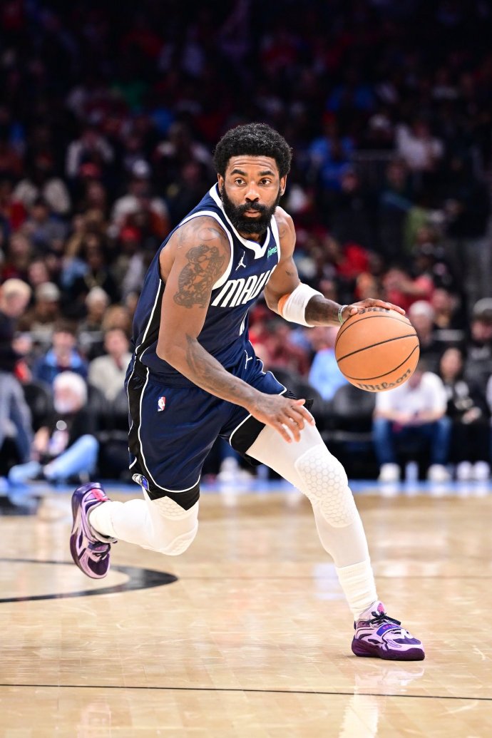 欧预赛热门球员迸发活力,拼搏争先 欧预赛热门球员迸发活力,拼搏争先