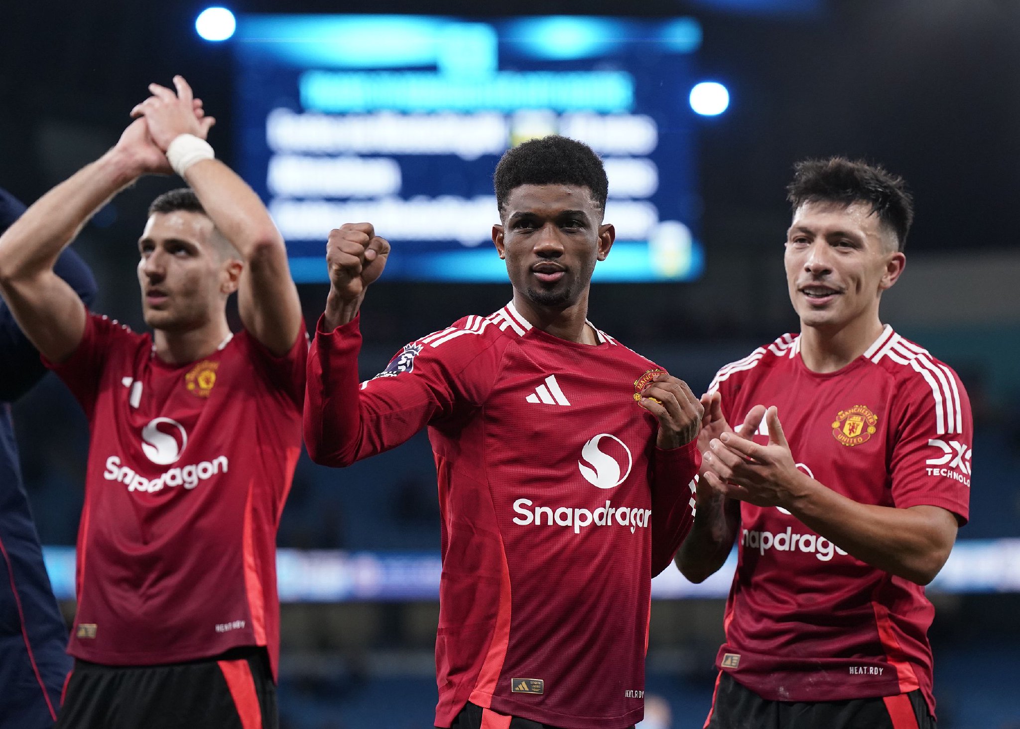 曼联主场大捷,前进步伐不可阻挡! 曼联主场大捷,前进步伐不可阻挡!