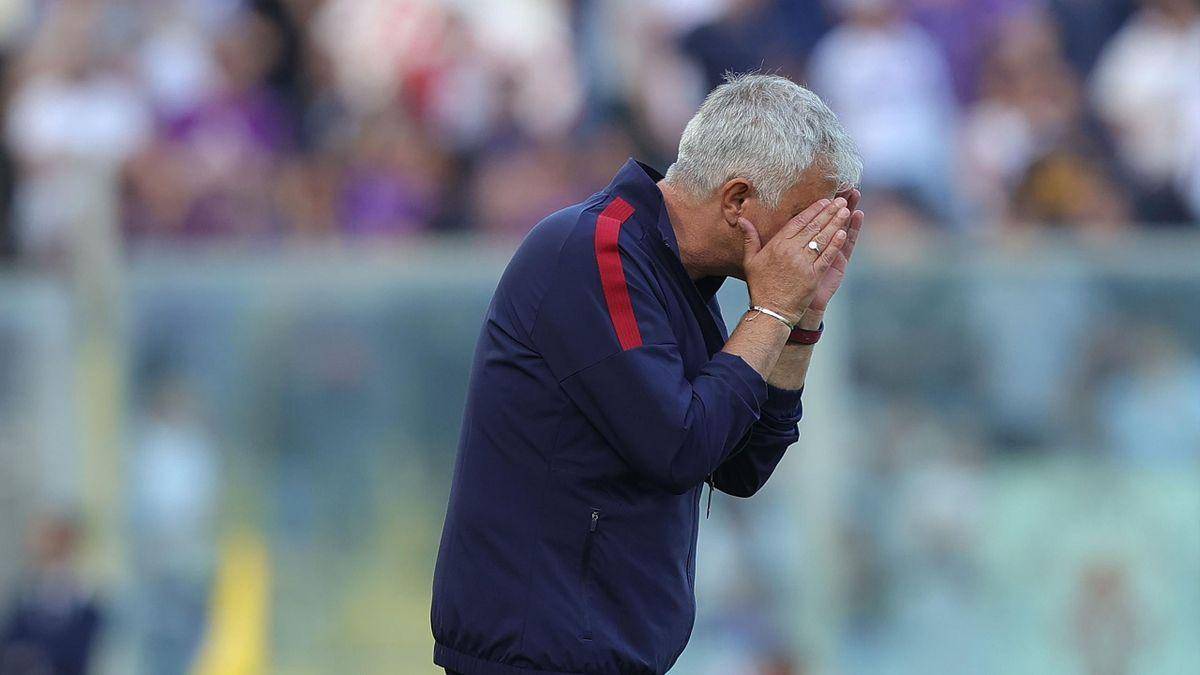 佛罗伦萨客场逆转战胜,球迷沸腾欢呼 佛罗伦萨客场逆转战胜,球迷沸腾欢呼