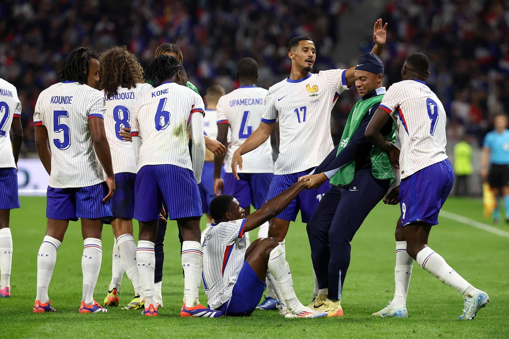 比利时队遗憾落败,无缘欧国联冠军 比利时队遗憾落败,无缘欧国联冠军