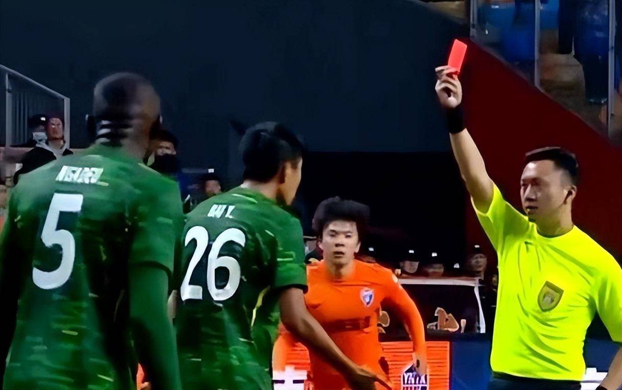 国安关键球手发挥出色，率队取得惊险胜利