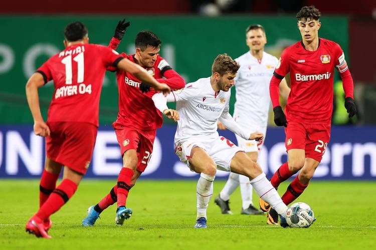 佛罗伦萨客场逆袭桑普多利亚,取得胜利 佛罗伦萨客场逆袭桑普多利亚,取得胜利