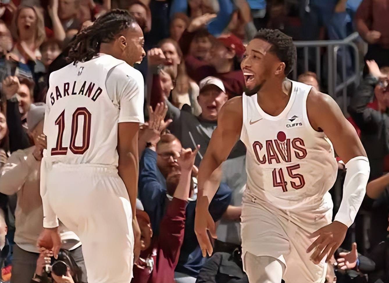 活塞击败骑士,格里芬砍下全队最高分 活塞击败骑士,格里芬砍下全队最高分