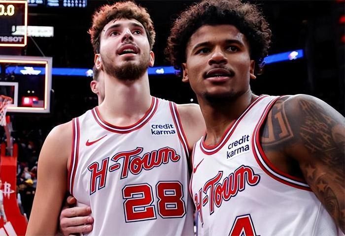 NBA球队公布新赛季阵容,引发球迷热议 NBA球队公布新赛季阵容,引发球迷热议