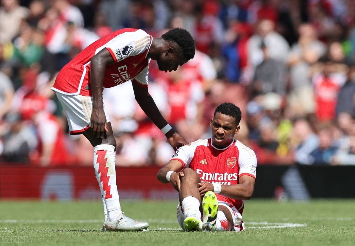 冠军联赛中球员们尽显风采战至最后一刻 冠军联赛中球员们尽显风采战至最后一刻