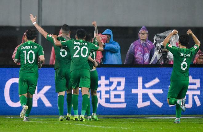 恒大客场战胜鲁能，积分追赶国安