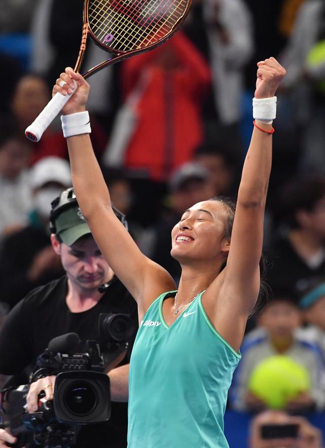 欧锦赛资格赛带来的精彩瞬间 欧锦赛资格赛带来的精彩瞬间