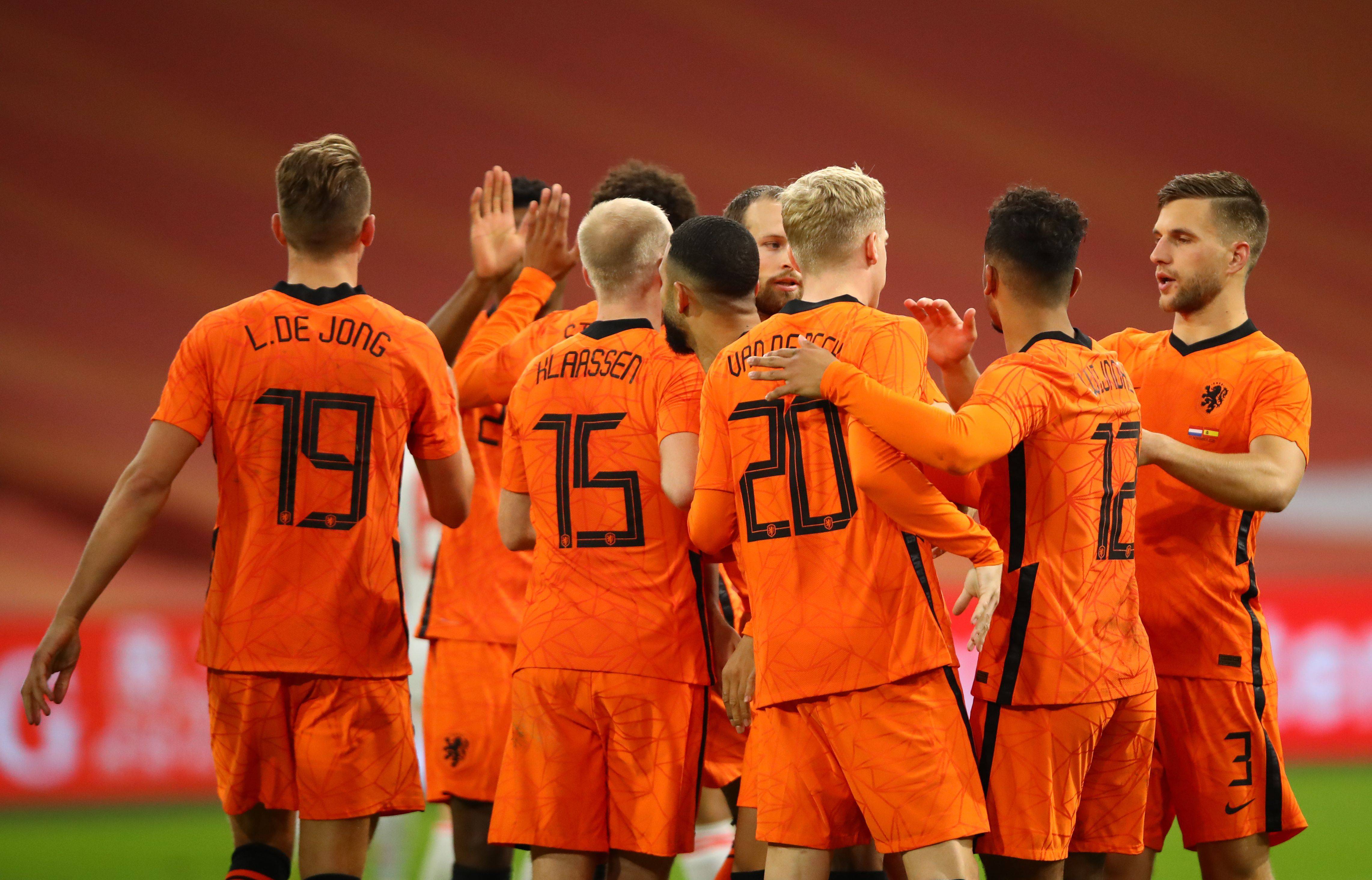 荷兰客场击败爱沙尼亚,晋级欧洲杯 荷兰客场击败爱沙尼亚,晋级欧洲杯