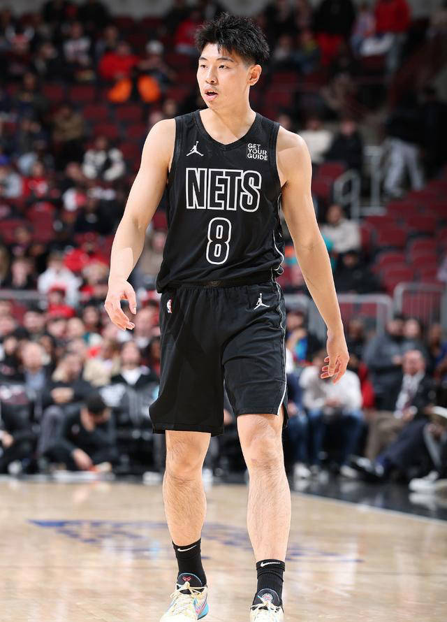 日本篮球新秀崭露头角，成为球队新希望！