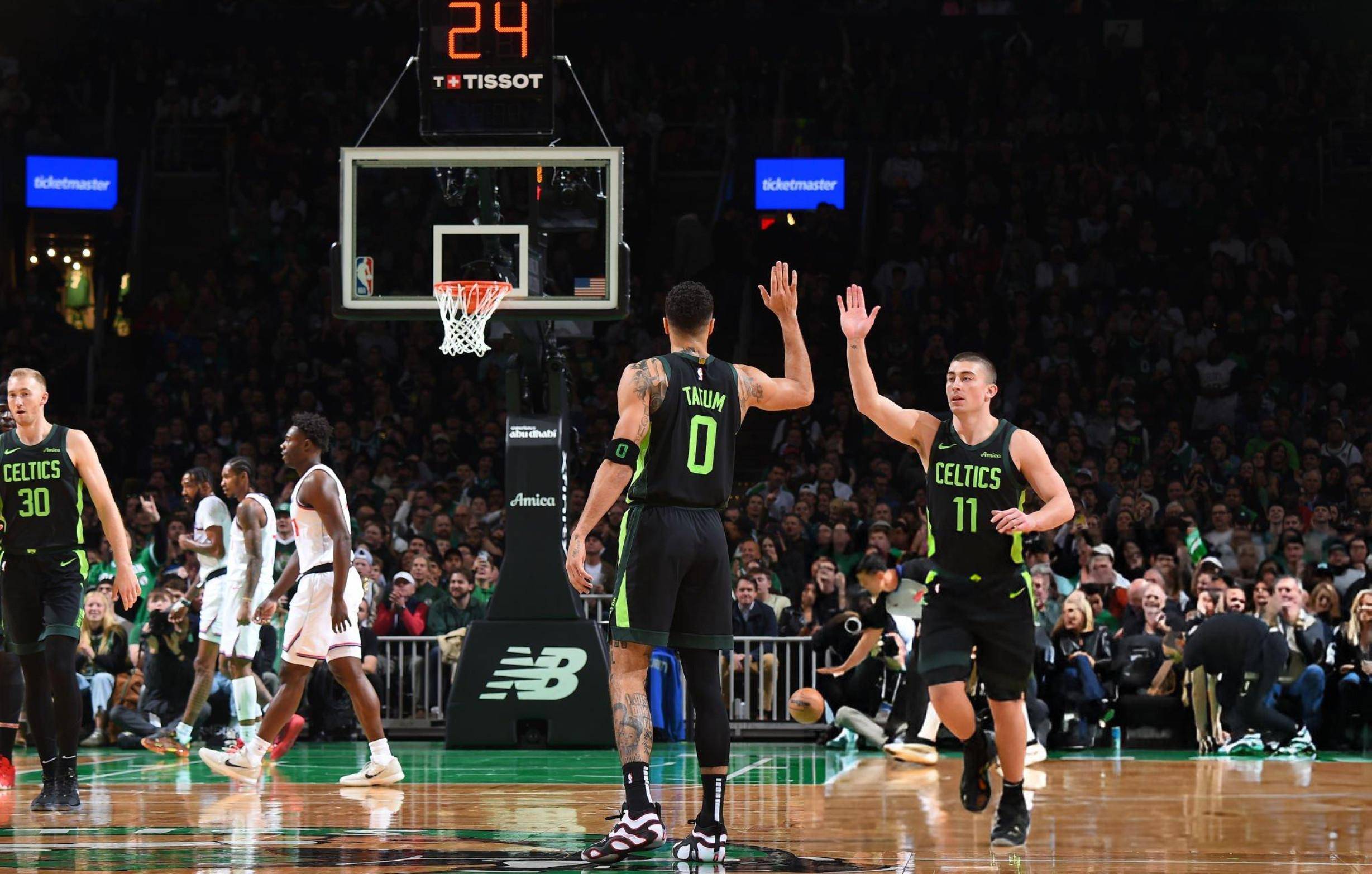 猛龙逆转凯尔特人,豪取三连胜 猛龙逆转凯尔特人,豪取三连胜