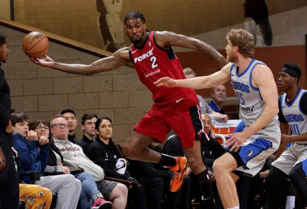 热火队球员晒出训练日常图引发关注