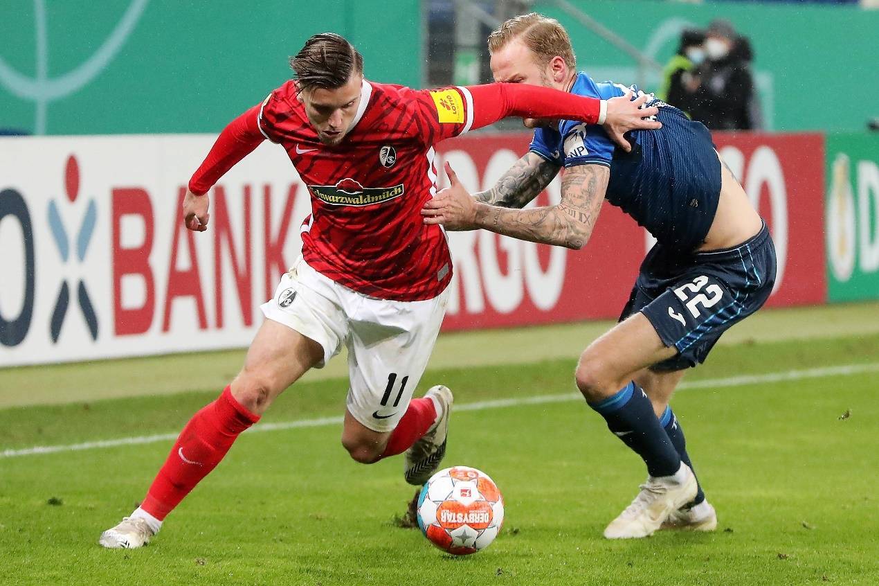 弗赖堡战平莱茵狼,争夺欧战席位如火如荼 弗赖堡战平莱茵狼,争夺欧战席位如火如荼