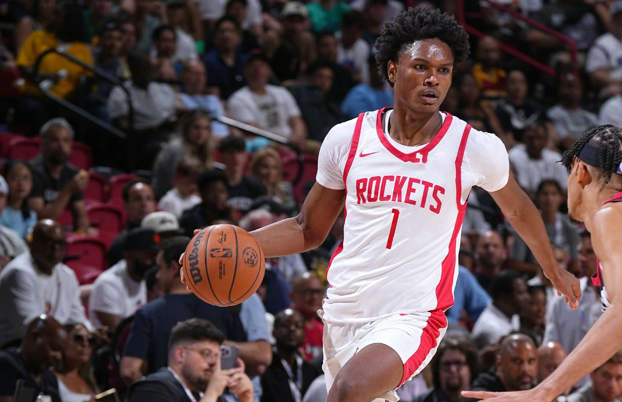 阿森纳门将神勇扑救,力保球门不失 阿森纳门将神勇扑救,力保球门不失