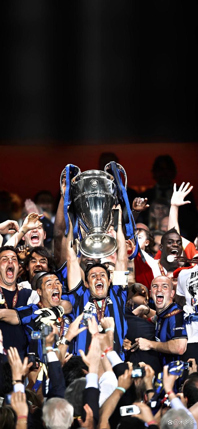 顶级俱乐部球队在国际赛场上鏖战 顶级俱乐部球队在国际赛场上鏖战