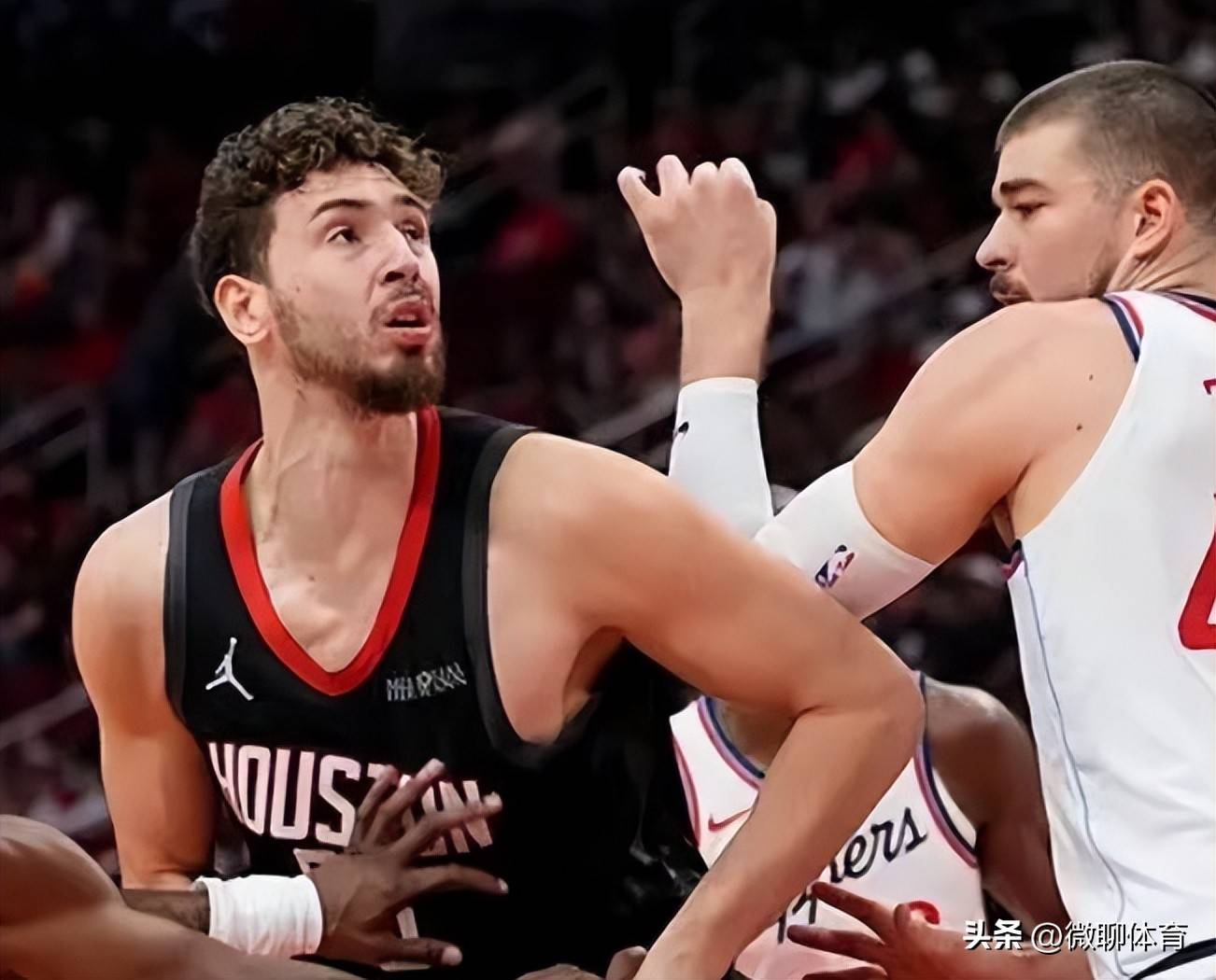 熊途势坚擒联盟首名,火箭队惨遭连败 熊途势坚擒联盟首名,火箭队惨遭连败