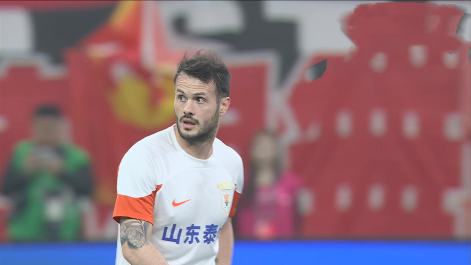 大户球队意外输球,热门之争引爆激烈竞争 大户球队意外输球,热门之争引爆激烈竞争