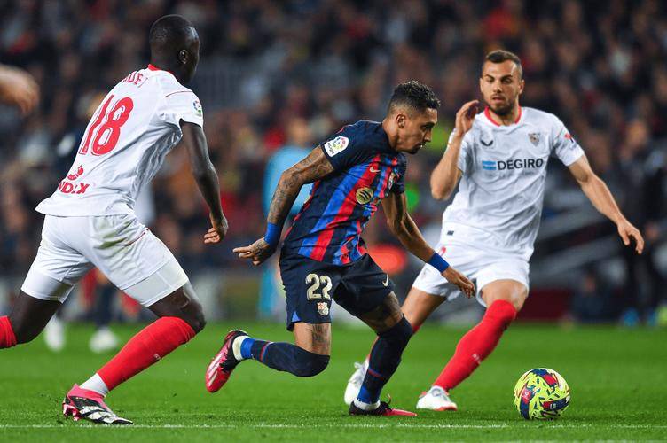 皇家社会客场输球,迎来短暂低谷 皇家社会客场输球,迎来短暂低谷