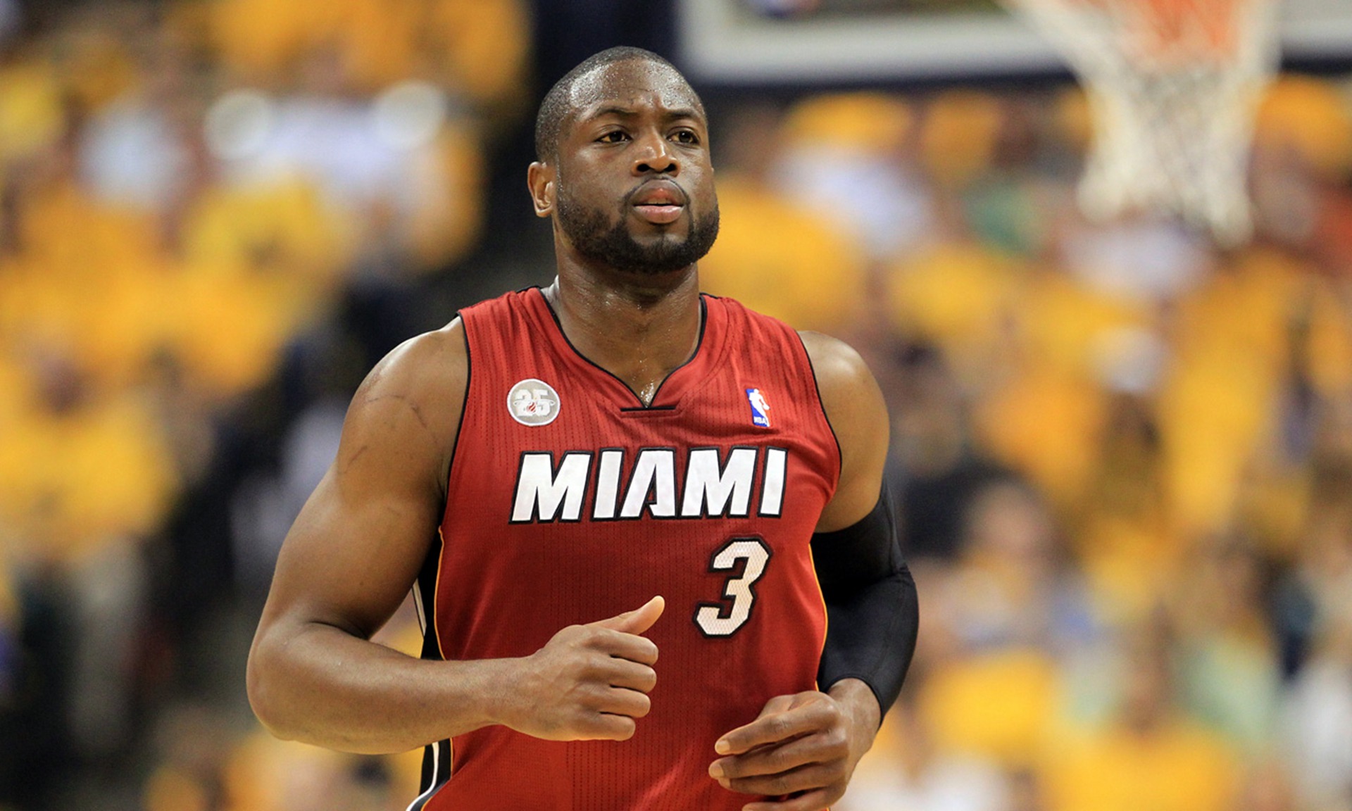 独行侠球员个人表现超卓,引领球队领跑 独行侠球员个人表现超卓,引领球队领跑