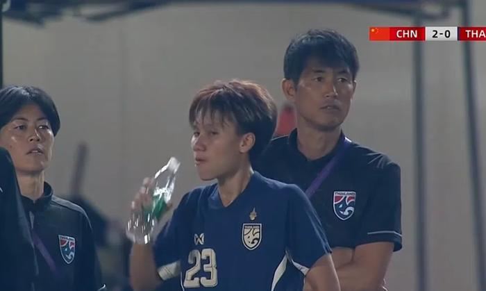 少年国青女足豪取五连胜争冠军 少年国青女足豪取五连胜争冠军