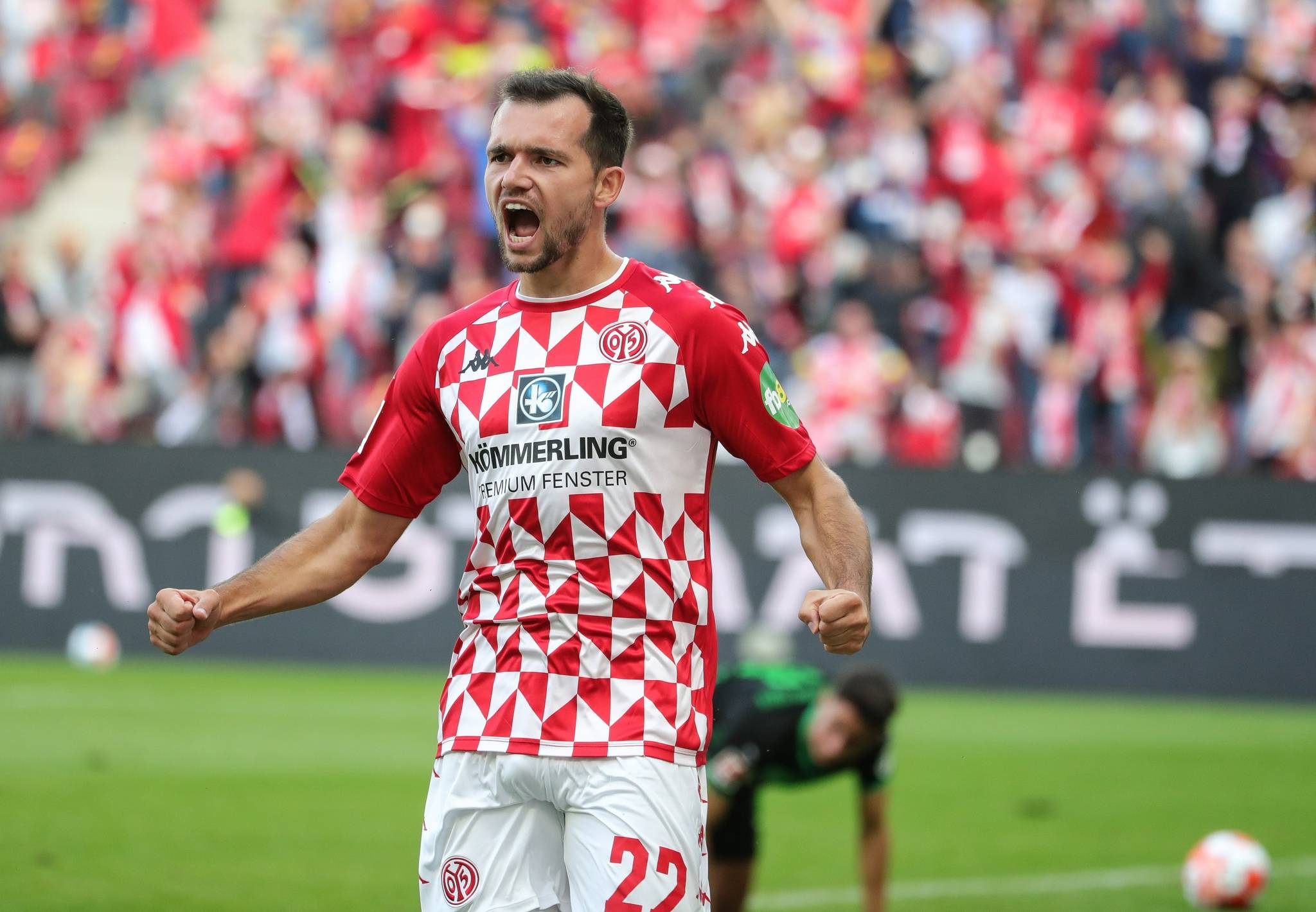 霍芬海姆球员发挥出色,助球队逆转获胜 霍芬海姆球员发挥出色,助球队逆转获胜