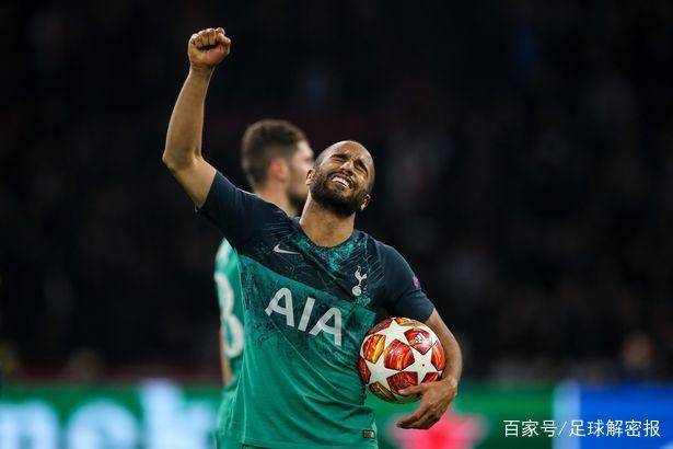 阿贾克斯险胜,欧冠决赛前景一片光芒 阿贾克斯险胜,欧冠决赛前景一片光芒