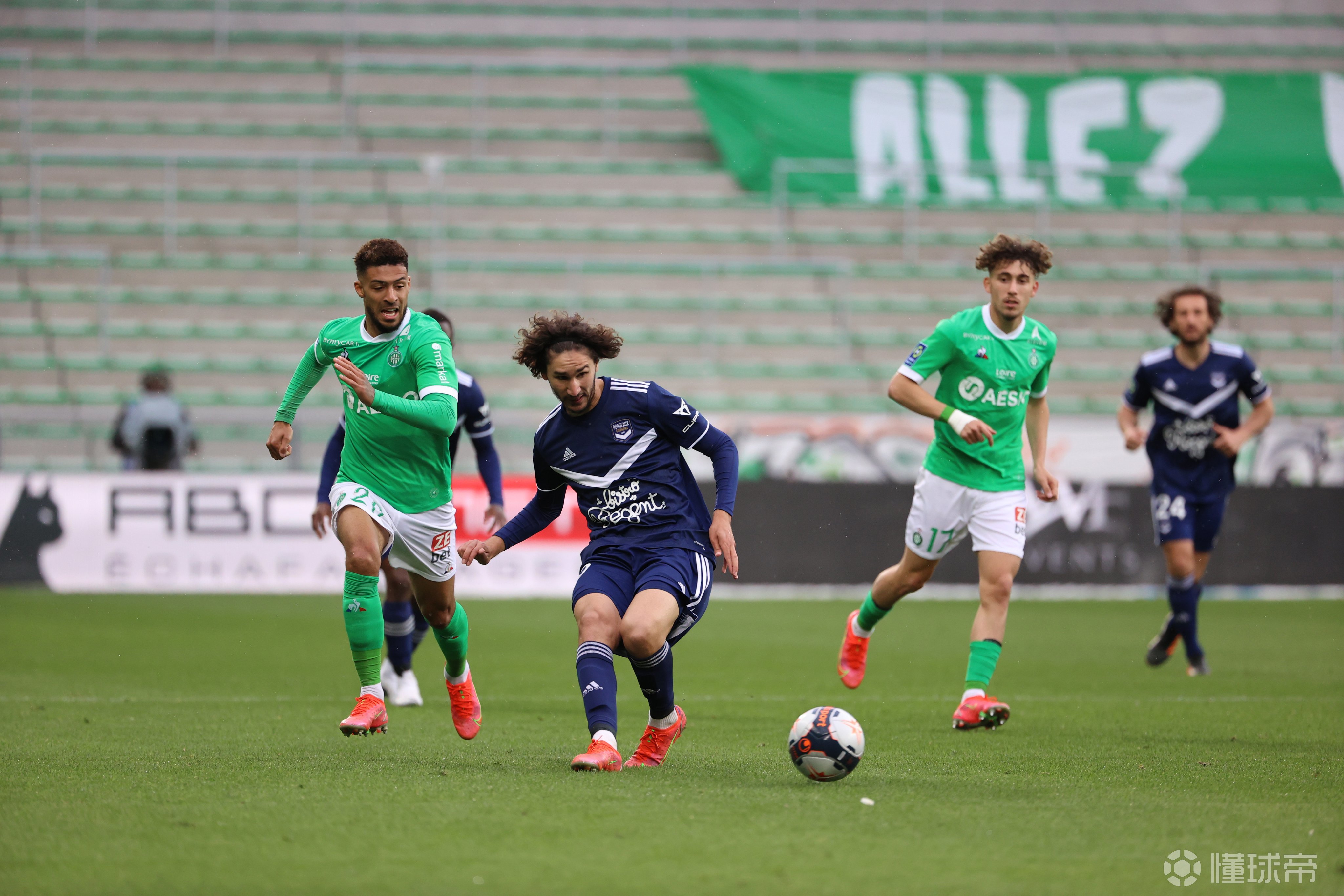 阿赫利奥内斯扬戈维奇助力波尔多队夺得重要胜利 阿赫利奥内斯扬戈维奇助力波尔多队夺得重要胜利