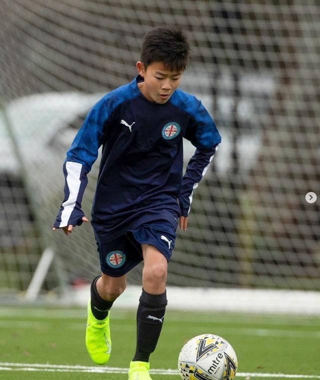 归化球员闪耀赛场,表现惊艳引发热议 归化球员闪耀赛场,表现惊艳引发热议