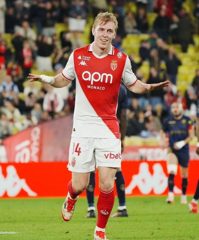 阿森纳球星伤愈归来，重回首发担当