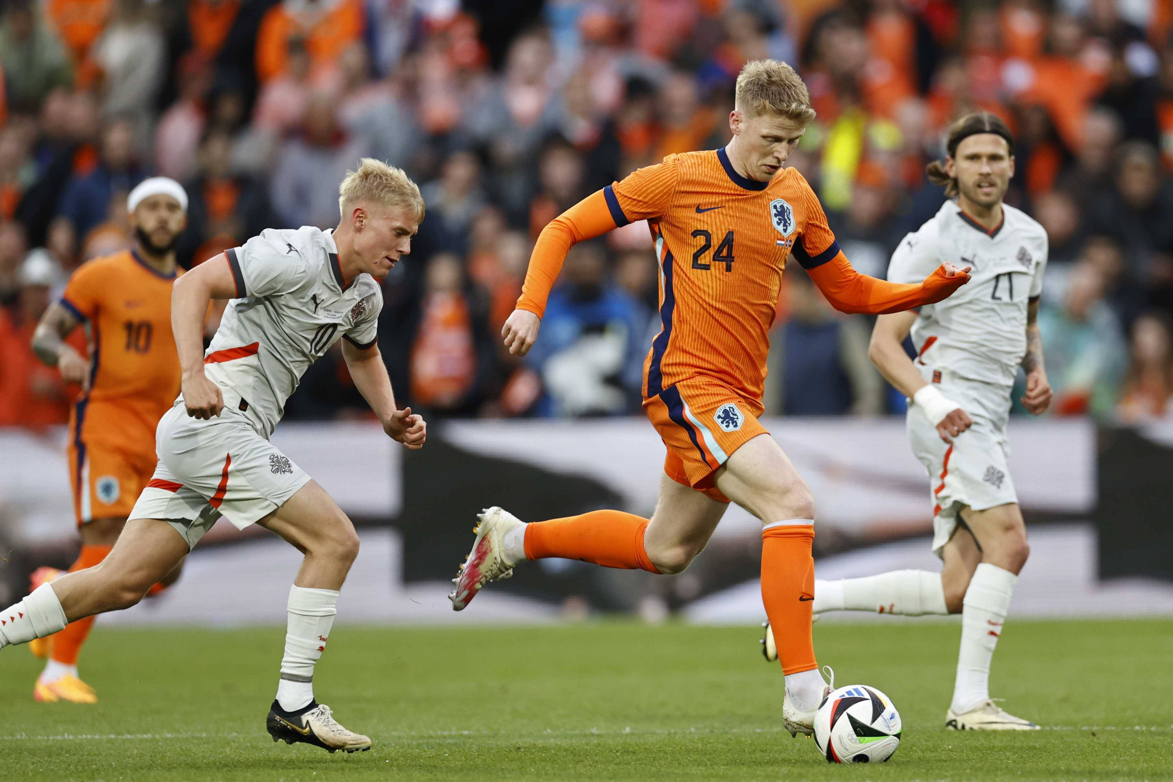 荷兰队胜克罗地亚,赛季欧国联赛火爆 荷兰队胜克罗地亚,赛季欧国联赛火爆