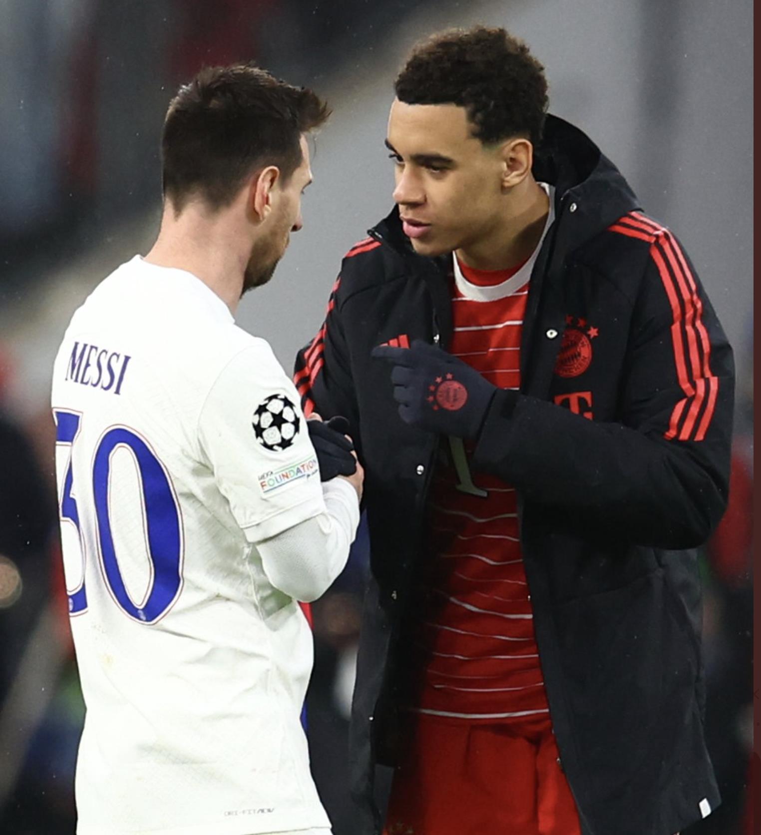 欧预赛比赛梦开始的地方，双方决胜局踏步