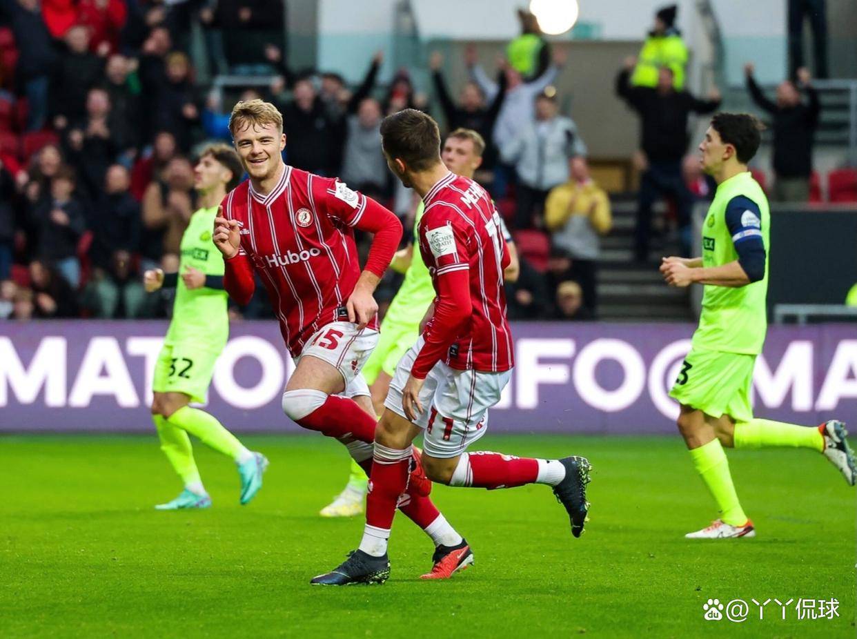 桑德兰获得意外胜利,球迷欢呼不已 桑德兰获得意外胜利,球迷欢呼不已