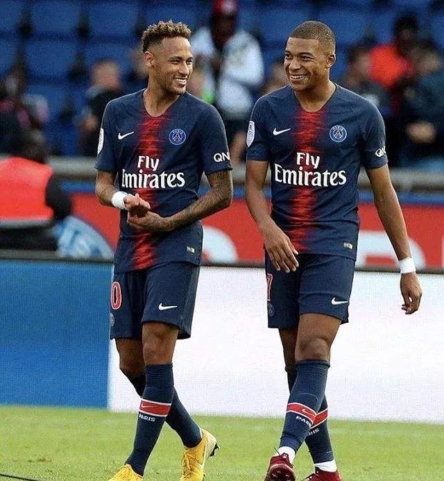 德国VS法国,世界级强强对话即将打响 德国VS法国,世界级强强对话即将打响