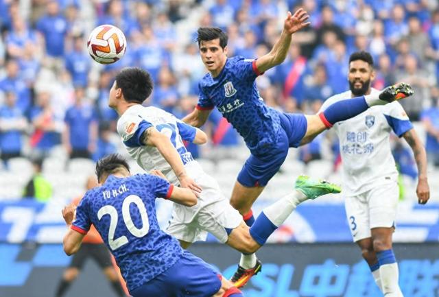 上港主场力挽狂澜,逆转胜利喜人! 上港主场力挽狂澜,逆转胜利喜人!